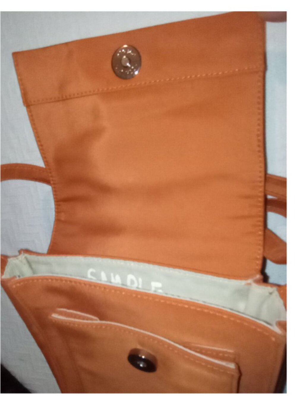 Guess Burnt Orange Nylon Adjustable Crossbody / Sample Bag - Picture 7 of 11